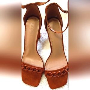 Strap sandal with  link embellishment. Great condition bundle for more saving!